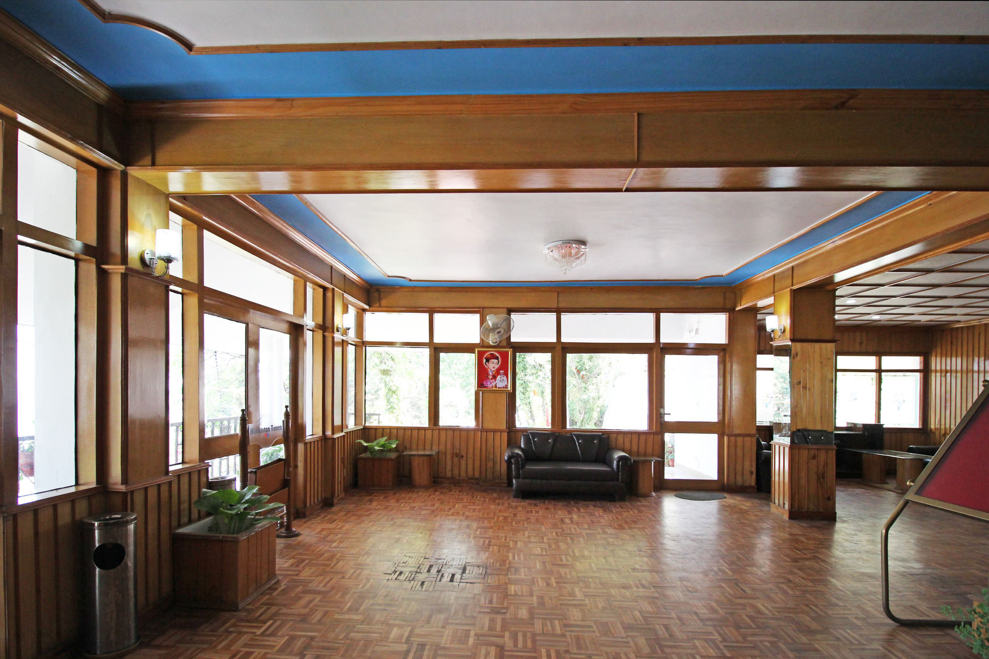 Oyo 5248 Surbee Resorts 穆索里 外观 照片