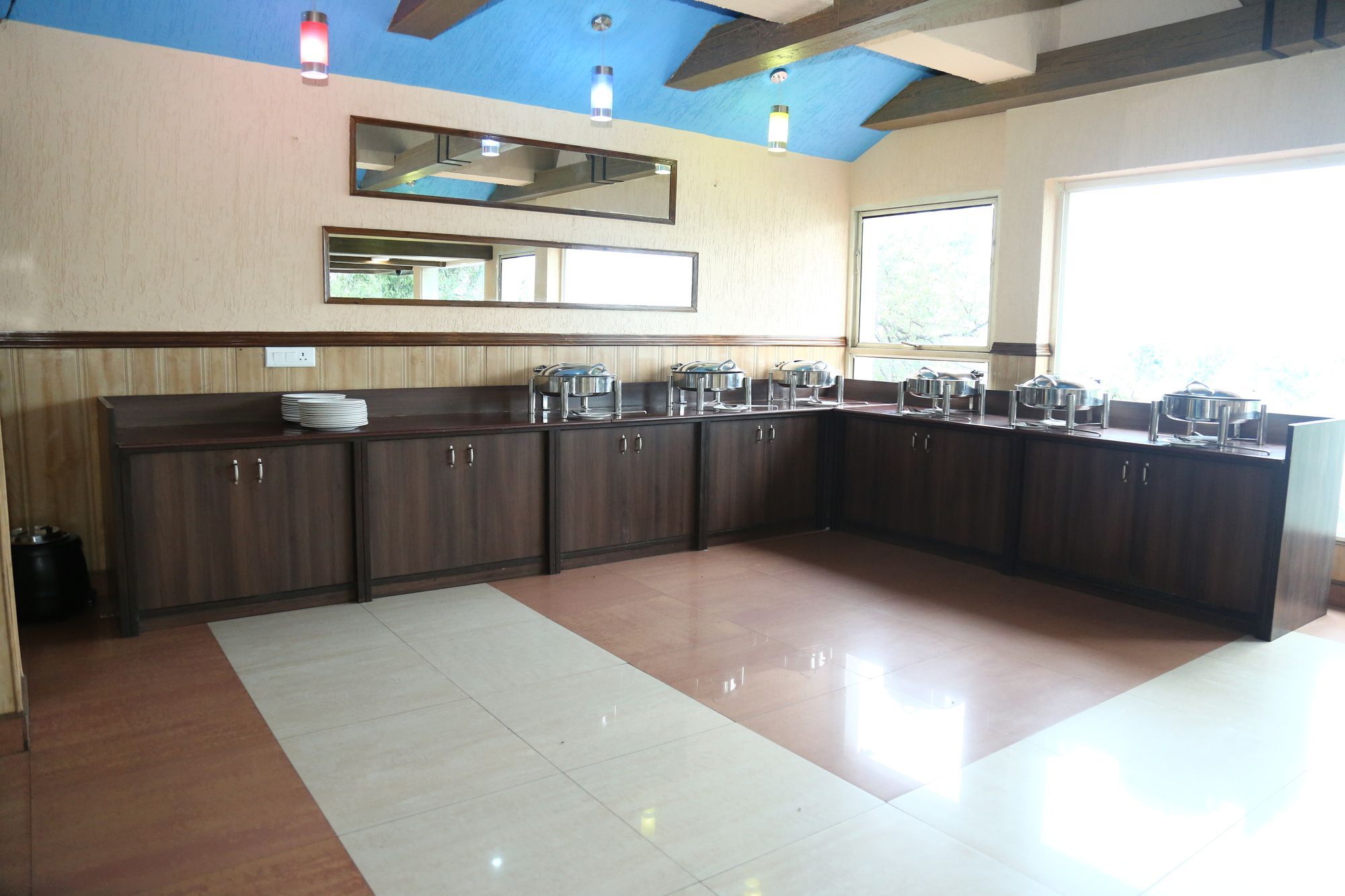 Oyo 5248 Surbee Resorts 穆索里 外观 照片